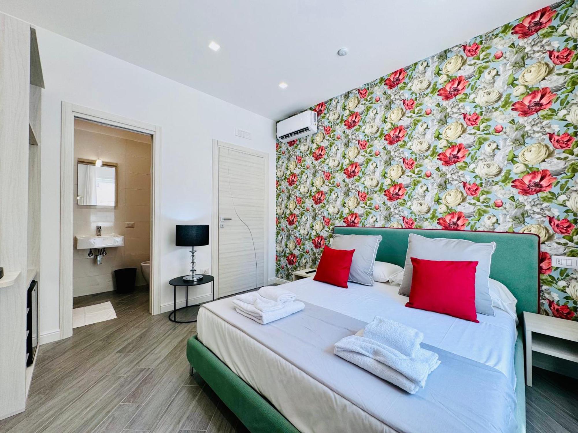 Yourhome - Santa Lucia Rooms Sorrento Exterior foto